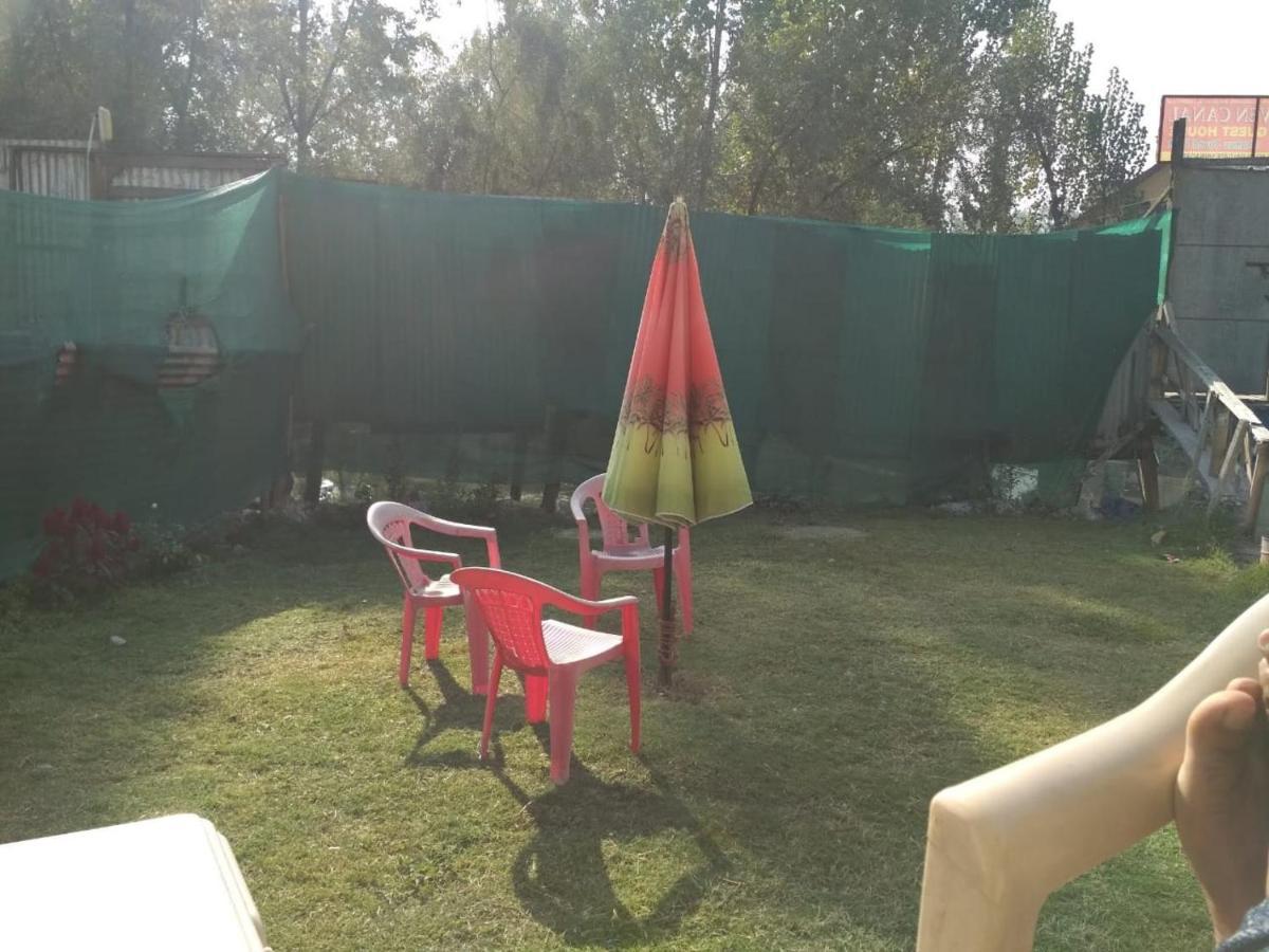 Hotel New Heaven Canal Srinagar  Bagian luar foto