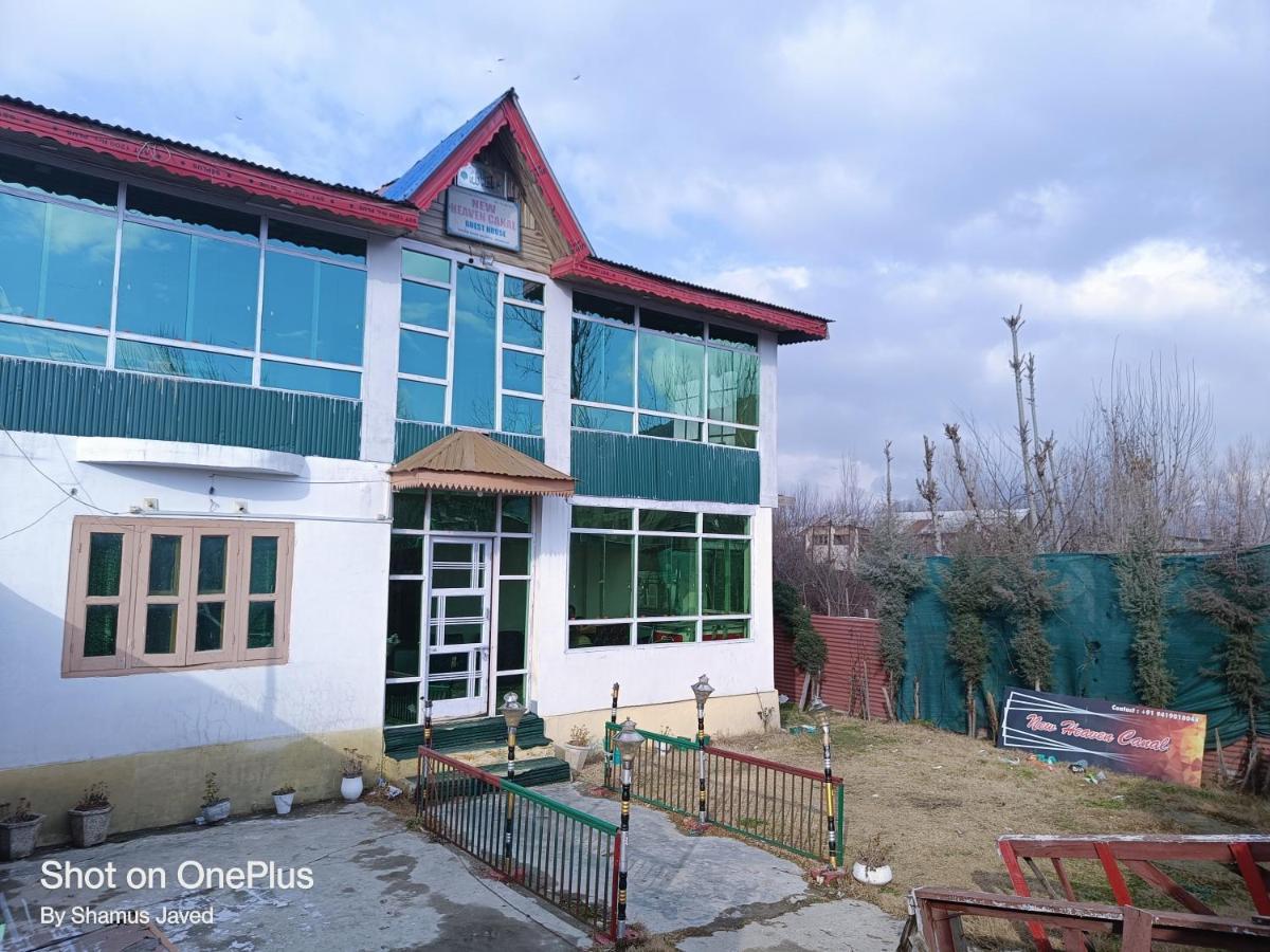 Hotel New Heaven Canal Srinagar  Bagian luar foto