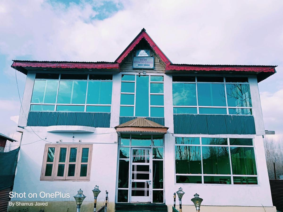 Hotel New Heaven Canal Srinagar  Bagian luar foto