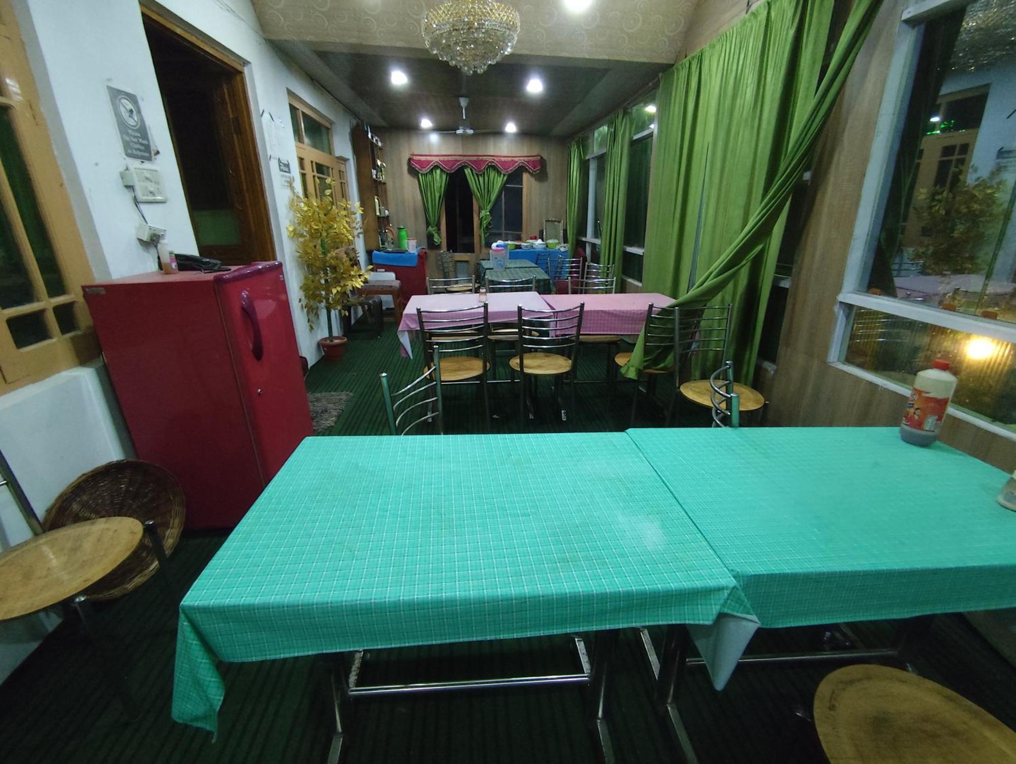 Hotel New Heaven Canal Srinagar  Bagian luar foto